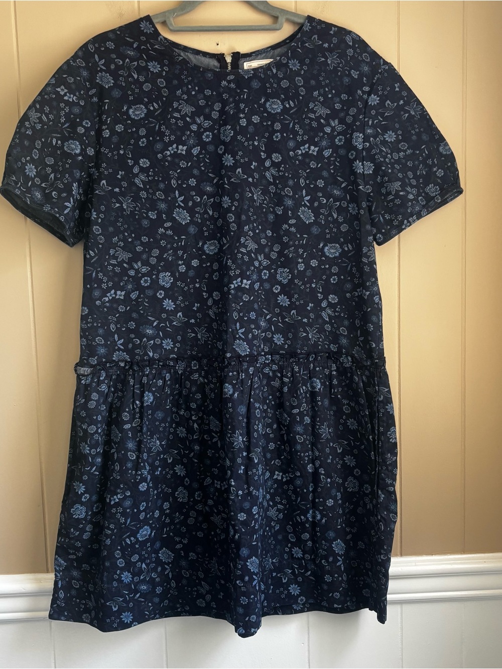 GAP Floral Babydoll Dress Medium Navy Blue Short Sleeve Dress-Size Medium
